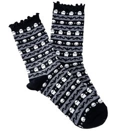 These cute spooky stripe lettuce edge style socks come on a black background! They're women's one size fits all, soft, and stretchy! Made with a cotton/spandex blend and are machine washable (cold setting.) Lettuce Edge Socks, Silly Socks, Newbury Park, Style Socks, Cute Socks, Womens Casual, Casual Socks, Goth Fashion, Socks And Hosiery