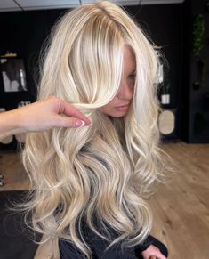 Mobile Hairdresser, Dyed Blonde Hair, Short Haircuts For Women, Blonde Hair Inspiration