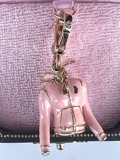 "WITH ORIGINAL UPC TAGGED BOX! You are paying for a  100% AUTHENTIC High-Quality JUICY COUTURE Charm that will last forever   NEW Charm (box is old), 1000% authentic, in Original UPC TAGGED BOX. Beautiful Juicy Couture PINK HOODIE Charm with 14k Gold plating on Brass and enamel detail. Vintage Collection. Approximately 2\" long with lobster clasp." Juicy Charms, Vampire Fashion, Juicy Couture Charms Bracelet, Gold Arm Band, Juicy Couture Purse, Juicy Couture Accessories, Juicy Couture Charms, Couture Accessories, Gold Armband