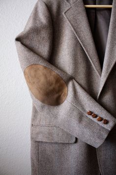 coat Elbow Patch Blazer, Rpg Characters, Character And Setting, Trench Coat Men, Corduroy Blazer, Brown Suede