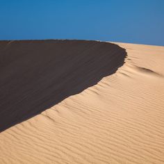 the sand dunes are very thin and smooth