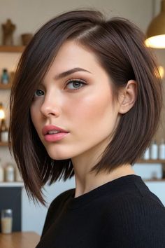 Medium Stacked Haircuts, Hair Styles For Girls, Best Short Hair, Medium Length Hairstyle, Grey Bob Hairstyles, Medium Length Haircuts, Lob Styling, Straight Hairstyles Medium, Blonde Lob