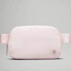 ♡•"Lululemon bag"•♡ - ♡•"Light pink"•♡ Pink Summer Bags, Light Pink Lululemon, Pink Mini Bag, Essential Pouch, School Bag Essentials, Logo Light