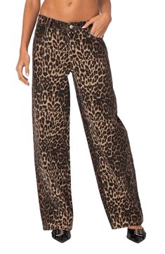 A fierce leopard print enhances the cool vibes of high-waist, nonstretch-denim jeans cut in a straight-leg silhouette. Zip fly with button closure Five-pocket style 100% cotton Machine wash, dry flat Imported Pin Stripe Jeans, Cheetah Print Jeans, Cheetah Print Clothes, Leopard Print Clothes, Cheetah Jeans, Burr Basket, Cheetah Pants, Leopard Style, Outfit Inso