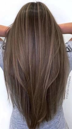 Hair Cuts Medium, Mushroom Hair, Medium Hair Color, Fit Lifestyle, Brown Hair Balayage, Food Diet, Motivation Gym