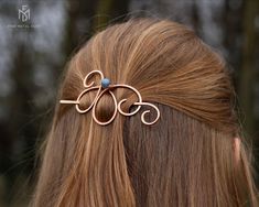 Half Updo Hair, Clip Long Hair, Wire Wrapped Butterfly, Butterfly Hair Pin, Half Updo Hairstyles, Beaded Hair Pins, Wire Wrapped Jewelry Diy, Wire Jewelry Making, Half Updo