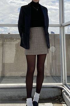 Step into the season in style with these chic plaid mini skirts! Embrace the autumn flannel trend and elevate your fall wardrobe effortlessly. 🍁✨ #TrendyFashion #AutumnStyle #FlannelSkirts Black Stockings Outfit Casual Summer, Mini Skirt Outfit Dark Academia, Plaid Skirt Office Outfit, Plaid Skirt Business Outfit, Business Casual Mini Skirt, Plaid Skirt Business Casual, Plaid Skirt And Tights, Skirt With Leggings Outfit Winter, Dark Academia Mini Skirt