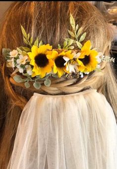 Sunflower Hair Comb Floral Hair Comb Bridal Floral Hair | Etsy Grooms Mother, Bridal Floral Hair, Wild Daisies, Wild Daisy, Wavy Wedding Hair, Floral Hair Comb, Daisy Hair