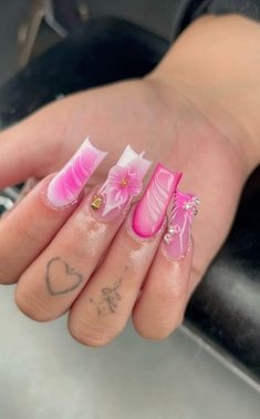 Unique Acrylic Nail Designs, Pink Bling Nails, Makeup Nails Designs, Hot Pink Nails, Fancy Nails Designs, Stiletto Nails Designs