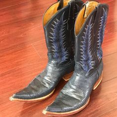 Great Pair Of Genuine Lizard Boots By Botas Cadena, Texas. Size 9.5 Us Men’s. Navy Blue Color. Cowboy Western, Western Cowboy Boots, Navy Blue Color, Us Man, Western Boots, Men's Shoes, Cowboy, Color Blue, Blue Color