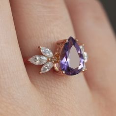 Black Spinel Ring, Amethyst Ring Engagement, Modern Engagement Rings, London Blue Topaz Ring, Rose Quartz Ring, Agate Ring, Quartz Ring, Blue Gemstones, Blue Topaz Ring