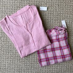 Cozy Pajama Set. Top Is A Soft Heather Pink. Bottoms Are Pink Plaid. Top Hits At Hip. Bottoms Hit At Waist And Feature An Elastic Drawstring Waist. 100% Cotton. Machine Wash Cold. This Would Make A Great Gift!! Please Note: Pajama Set For Sale Is Pink. Picture With The Grey Shirt Is To Demonstrate Fit Only Snowflake Pajama Pants, Paisley Pants, Flannel Nightgown, Pink Bottoms, Flannel Pajama Pants, Flannel Pajama Sets, Pink Pajamas, Cozy Pajamas, Top Hits