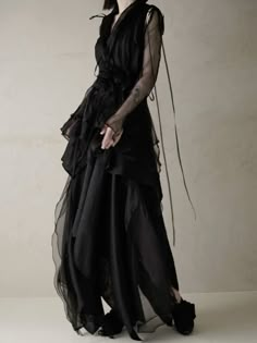 Gothic Elegant Dress, Goth Layering Outfits, Goth Elegant Outfit, Black Painting, 2024 Style, Bank Account, Pretty Lyrics, Dress Design