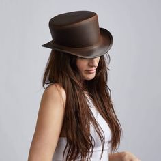 Women's Bromley Unbanded Brown Leather Top Hat by American Hat Makers Understated Crown, Steampunk Hatter, Top Hats For Women, Straw Cowgirl Hat, White Cowboy Hat, Leather Top Hat, Brown Cowboy Hat, Hats For Big Heads, Leather Cowboy Hats