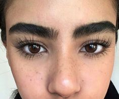 Thick Eyebrows Natural, Long Eyebrows, Big Eyebrows, Eyebrows Goals, Big Eyelashes, Straight Eyebrows, Bushy Eyebrows, Full Eyebrows, Thick Brows