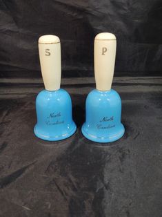 North Carolina Bell Salt and Pepper Shakers in Blue, White and Gold - Etsy Vintage Souvenir, Etsy Vintage, North Carolina, Blue White