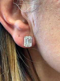 Introducing a perfect matching pair of 4-carat emerald cut diamond stud earrings. The fine jewelry gift of a lifetime.  Unisex lab-grown CVD diamond stud earrings. Emerald cut, 4 carats each, 4-prong basket set with pushback closure, and IGI certified.  Hypoallergenic, and waterproof. Ships overnight from Miami Florida.   Setting Details:  - Metal: 14K Gold  - Setting: 4-Prong - Style: Basket Diamond Details:  - Carat: 4.01 - Cut: Emerald - Clarity: VVS2 - Color: H - Measurements: 10.64 x 7.56 x Big Diamond Earrings Studs, Diamond Earrings Aesthetic, Big Diamond Earrings, Emerald Cut Drop Earrings, Emerald Cut Diamond Earrings, Emerald Cut Earrings, Emerald Cut Stud Earrings, Diamond Earrings Wedding, Earrings Emerald