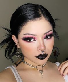 Pink Makeup Inspo Aesthetic, Emo Valentines Makeup, Metal Festival Makeup, Goth Barbie Makeup, Unsettling Makeup, Alt Valentines Makeup, Gory Makeup Ideas, Valentines Matching Pfp, Edgy Makeup Looks Grunge