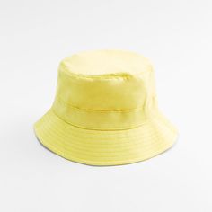 Bucket Hat Made Of 100% Cotton Casual Yellow Cotton Bucket Hat, Cheap Yellow Cotton Bucket Hat, Cheap Adjustable Yellow Bucket Hat, Cute Adjustable Yellow Bucket Hat, Yellow Adjustable Bucket Hat, Brown Bucket Hat, Zara Winter, Zara Hats, Zara Scarf