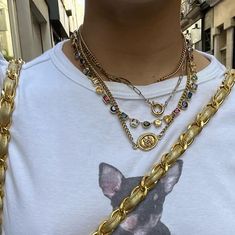 maïna on Instagram: "I have a crush…" Cute Gold Jewelry, Gold Necklace Stack, Necklaces White, Colorful Gemstones, Necklace Stack, Necklace Layered, Rings Necklace, A Crush, Chunky Jewelry