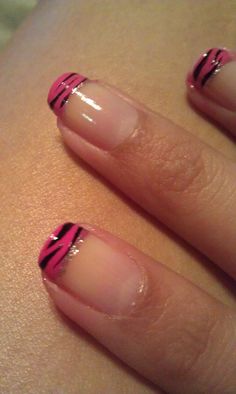 pink & black zebra print nails :) Zebra Print Almond Nails, Zebra Nails Y2k, Hot Pink Zebra Nails, Hot Pink And Zebra Nails, How To Do Zebra Print Nails, Pink Zebra Nails Y2k, Hot Pink And Black Zebra Nails