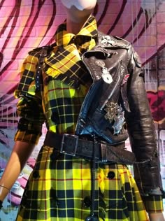 Jean Paul Gaultier punk plaid dress Punk Couture, Punk Jeans, Punk Plaid, Runway Model, Yellow Outfit, Quirky Fashion, Punk Outfits, Style Punk