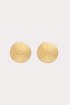 These swirl disc earrings offer an elegant yet bold look, perfect for those who love statement jewelry with artistic flair, 1.5"Content + CareDo not get wetAvoid contact with lotions and fragrances Zinc Disc Earrings, Statement Jewelry, Gold Earrings, Swirl, Lotion, Fragrance, Gold