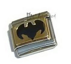 BAT BLACK Gold Tone Italian Charm Bracelet Charms, Gold Charm Bracelet, Pretty Jewelry, Funky Jewelry, Bracelet Charm