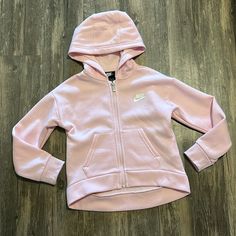 Never Worn Size 6-7 Nike Zip Up Hoodie Pink, Crystal Bead Jewelry, Latina Fashion Outfits, Baby Fits, Latina Fashion, Nike Zip Up, Fancy Bags, Nike Pink, 8th Grade