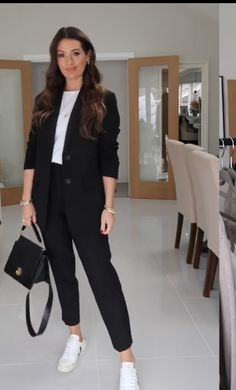 ليلو وستيتش, Interview Outfits Women, Office Casual Outfit