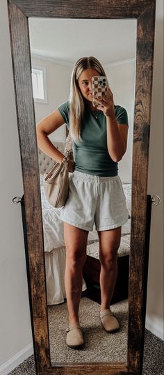 What to wear with birkenstocks Cute Outfits Summer Midsize, Casual Comfy Summer Outfits Simple, Casual Comfy Spring Outfits, Comfy Spring Outfits Casual Looks, Summer Mom Fits, Lake Summer Outfit, Ltk Outfits Summer, Midsize Casual Summer Outfits, Trendy Mom Outfits Summer 2024