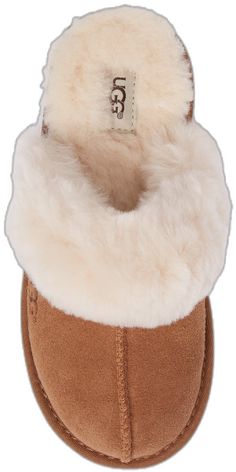 Chrustmas Shoes, Shoes Ughs, Shoes To Get For Christmas 2022, Grinch Slippers American Eagle, Boots Streetwear, Cute Uggs, Shoes For School, Preppy Shoes, Pretty Shoes Sneakers