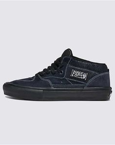 Skate Half Cab Neon Shoe Urban Skate Shoes With Logo Patch, Vans Urban Mid-top Skate Shoes, Urban Mid-top Vans Skate Shoes, Skate Fashion, Long Skate, Neon Shoes, Mid Top Shoes, Skateboarding Shoes, Skate Style