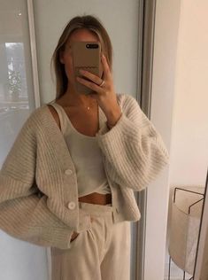 Skandinavian Fashion, Looks Party, Looks Street Style, Mode Inspo, Sporty Chic, Looks Style, Mode Inspiration, Fall Winter Outfits, Outfits Casuales