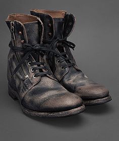 Edgy men's boots Men Moda, Character Wardrobe, Army Boots, Mens Fashion Edgy, Side Zip Boots, Mens Fashion Smart, Hang Ten, Mens Fashion Urban, Mens Fashion Classy