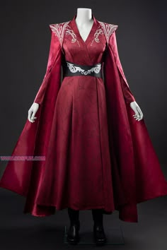 Rhaenyra Targaryen Halloween Costume, House Of Dragon Halloween Costumes, House Targaryen Outfit, House Targaryen Dress, Rhaenyra Targaryen Outfit Season 2, House Stark Outfits, Rhaenyra Targaryen Cosplay, Rhaenyra Targaryen Costume, House Of The Dragon Clothes