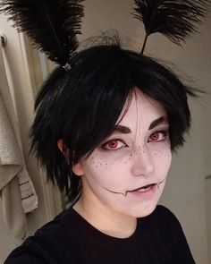 @klane_town_art on Instagram Mothman Makeup Halloween, Mothman Inspired Makeup, Moth Man Makeup, Mothman Halloween Costume, Moth Makeup Halloween, Mothman Makeup, Cryptid Costume, Mothman Cosplay, Mothman Costume