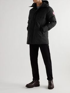 Canada Goose develops its jackets to withstand some of the harshest weather, so you can rely on the 'Carson' parka to protect you from the elements. It's made from quilted shell that's packed with insulating down and has a practical hood and ribbed cuffs to keep the cold out. Winter Canada, Canada Goose Parka, Canadian Goose, Canada Goose Mens, Mens Parka, Outdoor Jacket, Quilted Coat, Down Parka, Backpack Straps