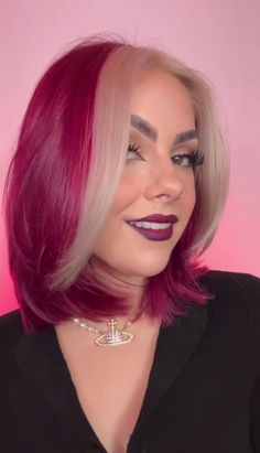 Perfect Cherry Red Hair Looks for Fall Burgundy And Blonde Hair, Cherry Red Hair Color, Mommy Hairstyles, Red Hair Color Ideas, Hair Color Mahogany, Red Hair Looks, Blonde Layered Hair, Cherry Red Hair, Pink Blonde Hair