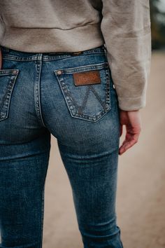 'Abigail' Retro High Rise Slim Bootcut Jean by Wrangler – Cold Cactus Inc. Outfit Country, Graphic Tee Dress, Bootcut Jean, Green Jeans, Denim Accessories, Denim Gift, Wrangler Jeans, Country Chic