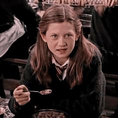 Ginny Weasley Icon, Ginny Weasley Aesthetic, Harry Potter Ginny, Gryffindor House, Harry And Ginny, Stranger Things Mike, Harry Potter Icons, Bonnie Wright