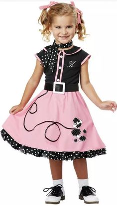 Poodle Skirt Halloween Costume, Sock Hop Costumes, Poodle Skirt Costume, 50s Outfit, Anjing Poodle, Decades Costumes, 50s Costume, Grease Costumes, California Costumes