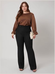 Work Outfits Office, Curvy Work Outfit, Plus Size Business Attire, Summer Work Outfits Office Casual, Outfit Formal Mujer, Summer Work Outfits Office, Flare Leg Trousers, Summer Business Casual Outfits, Look Office