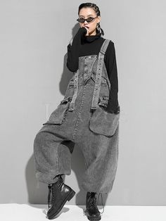 Womens Denim Overalls, Jeans Large, Cheap Jumpsuits, Jeans Overall, Black Overalls, Pants Women Fashion, Estilo Punk, Mode Inspo, Denim Overalls