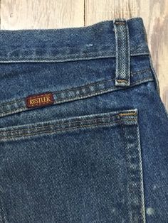 "High waisted jean shorts  Original tag 31 Waist 30\" Hips 36\" Rise 11\" Follow us on IG @inezandberyl" Rustler Jeans, High Waisted Jean, High Waisted Jean Shorts, Short En Jean, Jeans Shorts, Short Outfits, Follow Us, Jean Shorts, High Waisted