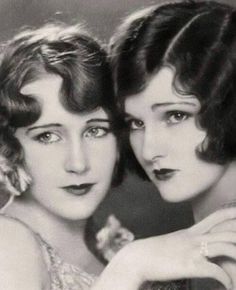 Two of the Lane Sisters 1920s Short Cropped Hair, Flapper Hair, Female Movie Stars, Silent Films, Long Hair Trends, 1920s Hair, Crop Hair, Louise Brooks