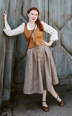 Kibbe Outfits, Hobbit Fashion, Vintage Halloween Costumes, Hobbit Costume, Vestidos Retro, Fair Outfits, Cottagecore Outfits, Cottagecore Fashion