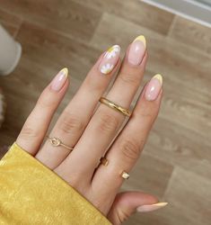 Milky Nails, Cute Summer Nails, Soft Nails, Neutral Nails, Yellow Nails