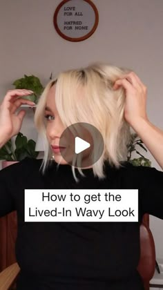 Texturized Bob Short, Julianne Hough Hairstyles, Beach Waves On Short Bob, Styling A Textured Bob, Hair Care For Short Hair, Styling Short Blonde Hair, How To Beachy Waves Short Hair, Bob Waves Tutorial, How To Create Beach Waves On Short Hair