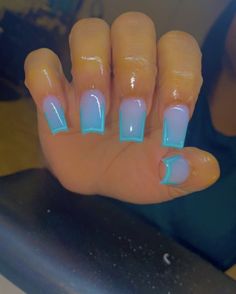 Short Bright Acrylic Nails, Shorties Nails Square Summer, Cute Short Acrylic Nails Square Summer, Short Neon Nail Designs, Short Summer Acrylic Nails Blue, Neon Nail Inspo Short, Neon Blue Nails Acrylic, Blue Overlay Nails, Ombre Short Nails Acrylic